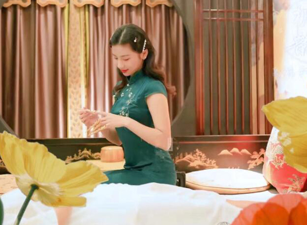 月初去青岛桑拿私人会馆,花样真是惊呆我了